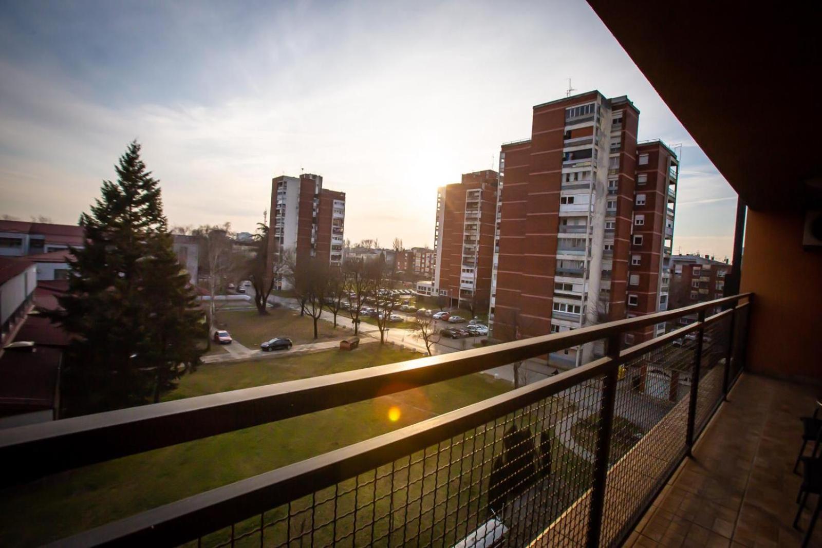 Apartman Elly Slavonski Brod Exteriör bild