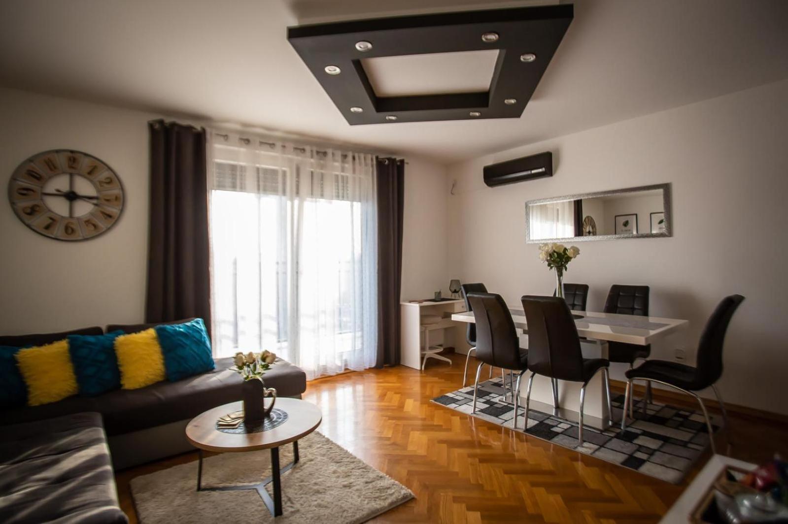 Apartman Elly Slavonski Brod Exteriör bild